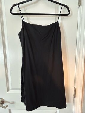 Lillusory classic Black Slip Dress with Spaghetti Straps